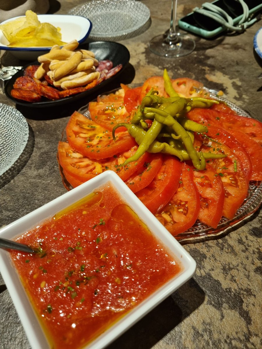 Se viene cocido maragato en <a href="/TabernaB_Humedo/">Barrio Húmedo Madrid</a>