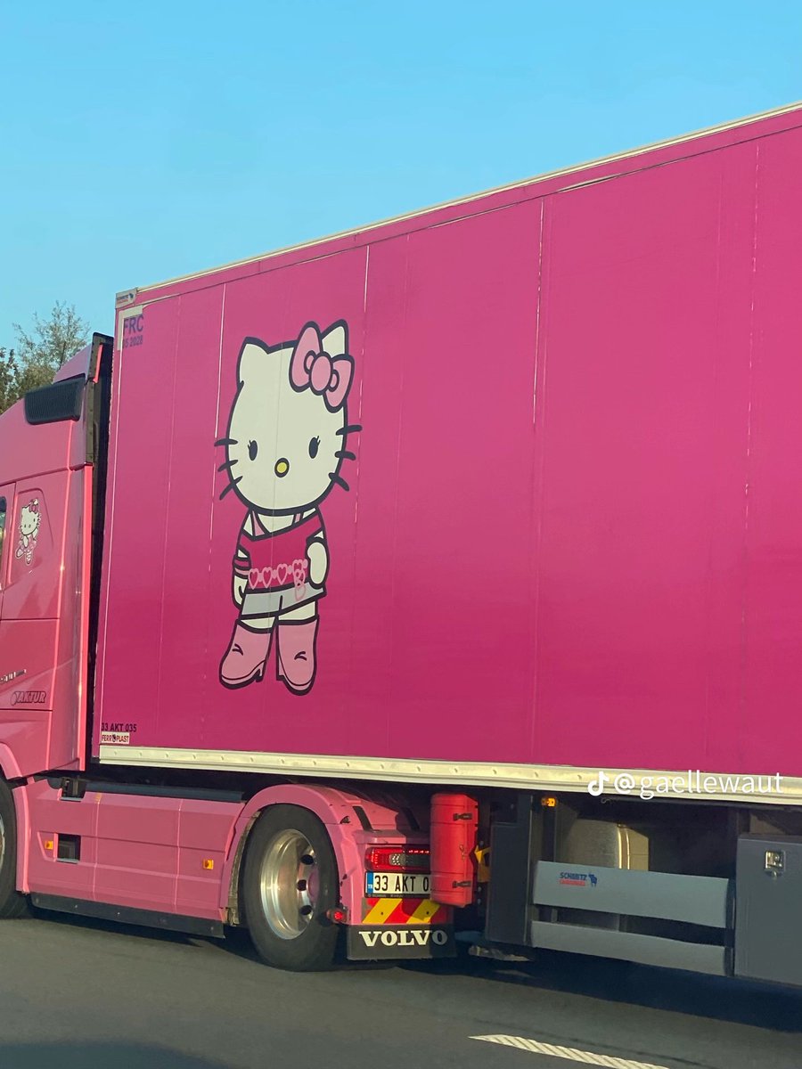 𝘙𝘢𝘳𝘢୨୧ tweet media