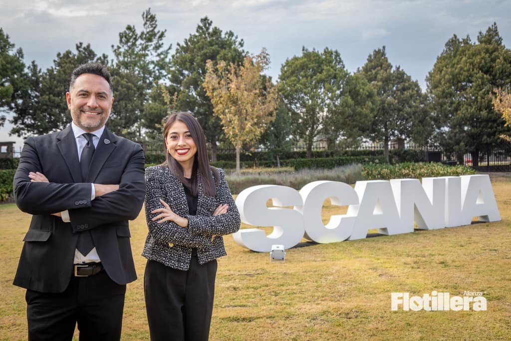 Flotillera's tweet photo. 🚚El programa Conductoras @ScaniaMX continúa creciendo.💪🏼
🎓 Se graduaron más mujeres en el #Edomex.
👉🏽 Participaron empresas como: @BarcelMx, @FEMSA @Transcooler, @atpilotmx, #Tratosa y #TUMSA
📰 Más detalles: https://t.co/TP19Ct8lhT
#TeamFlotillera | @amo_oficial_ https://t.co/rH7mUaEobp