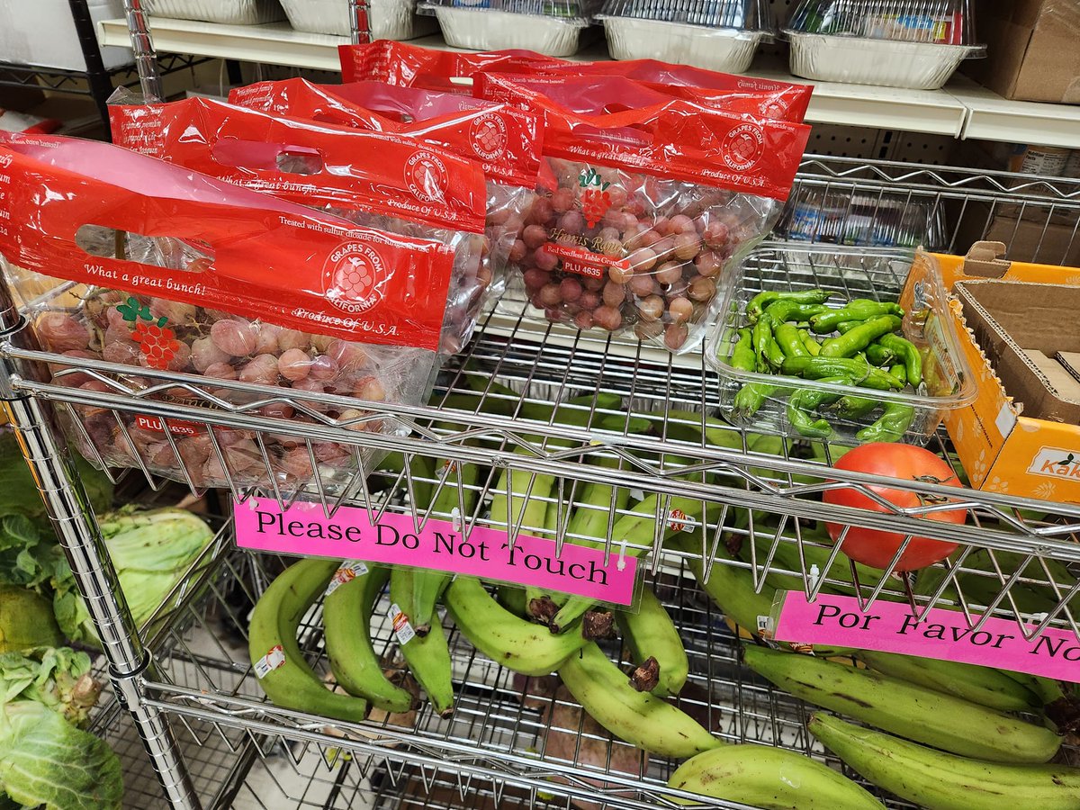 Our produce shelves are stocked again! Thank you to Rep. Joe Ciresi and JP Mascaro &amp; Sons for their generous donation of fresh produce! All-natural selections are available in our pantry now. Hours: today, 12/4, 2-6:15pm; Thursday and Friday 9am-12:15pm. 
pottstowncluster.org/foodpantry/