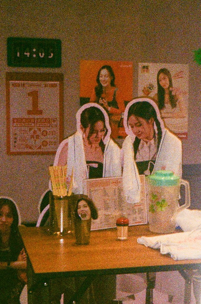 ZenYozora's tweet photo. Also took some film at the exibition
#WrittenInTheStarsTH
#GMMTVFandayinBKKxML
#MilkLove #มิ้ลค์เลิฟ https://t.co/mJK1zXLvqC