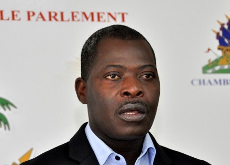 Anonymoush42982's tweet photo. Pèp kanapevè a pa nan kole bouda ak misye ankò ! https://t.co/fLgFLextOZ