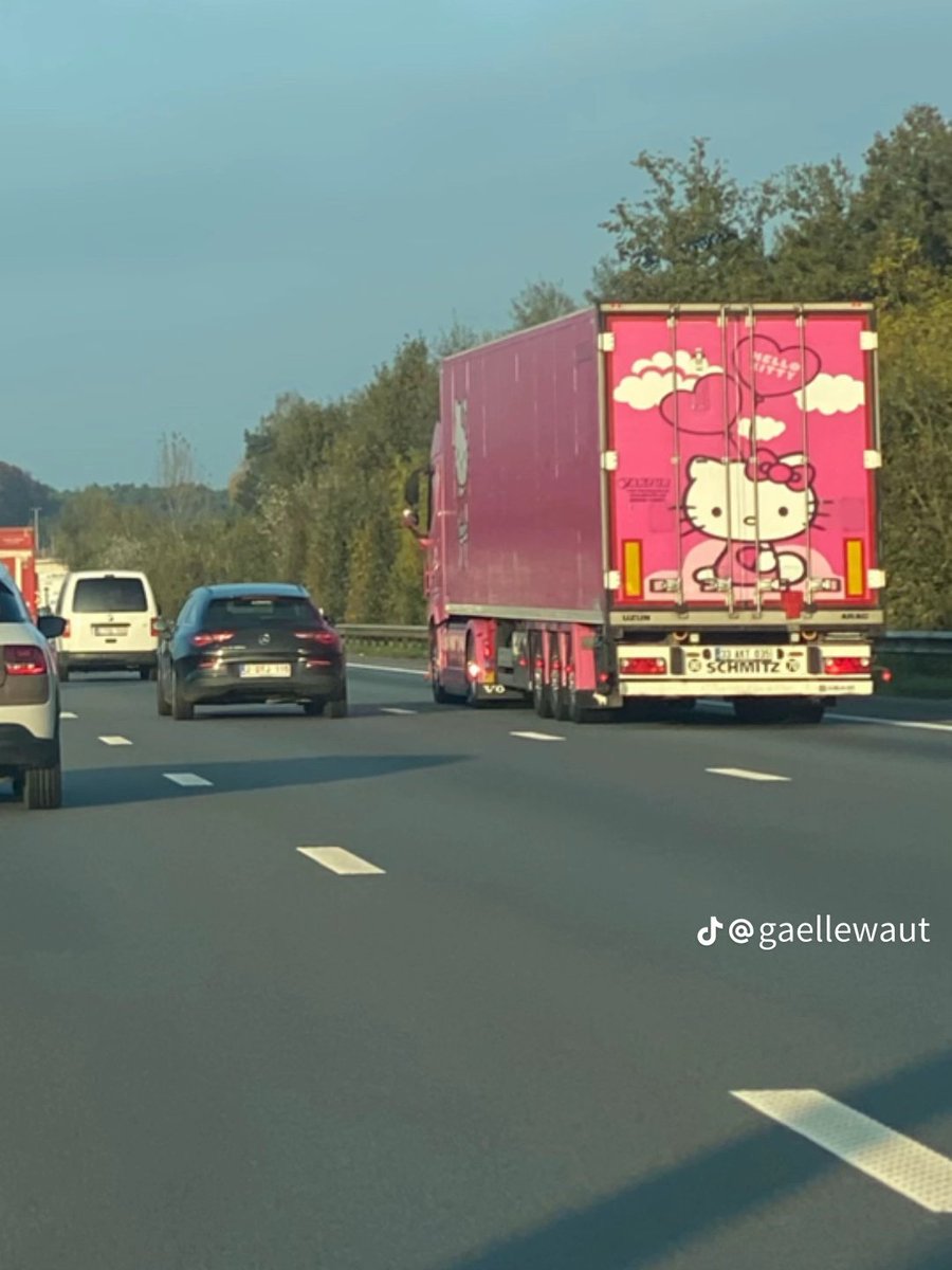 𝘙𝘢𝘳𝘢୨୧ tweet media