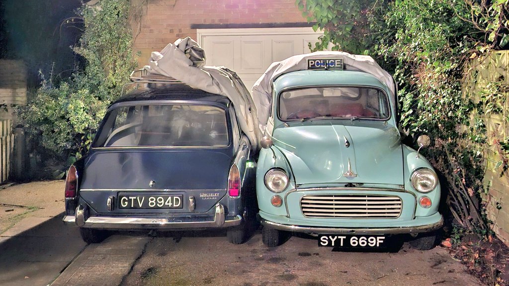 carartbyemily's tweet photo. Maggie and Nina 🫶🏻
#wolseley #wolseley1100 #ado16 #morrisminor #policecar https://t.co/guHWqvgPdf