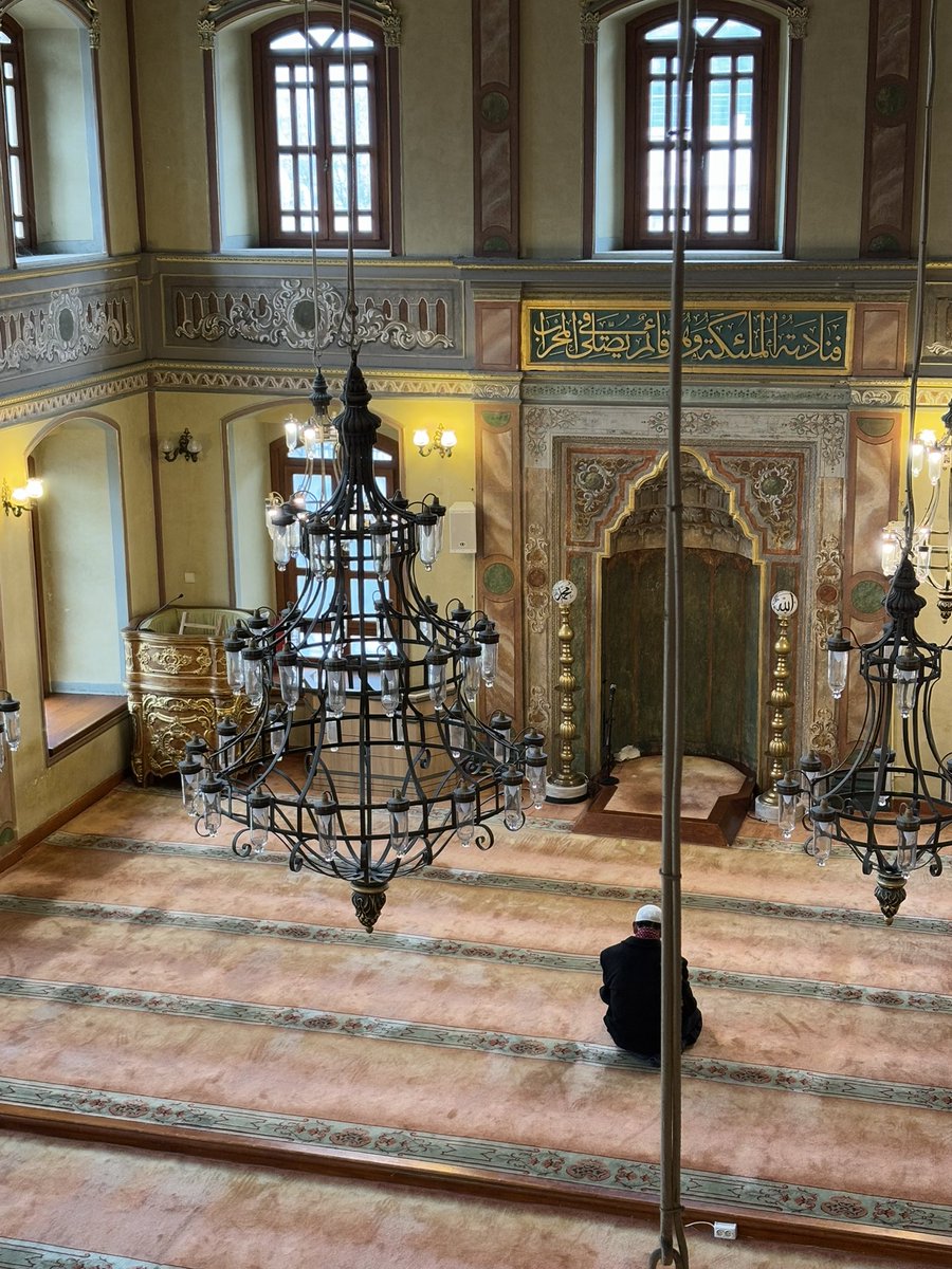 muzehhibelamia's tweet photo. kalbin sükûnet bulduğu mekan 🕊️
| Aziz Mahmud Hüdayi https://t.co/RCBcINuRmq