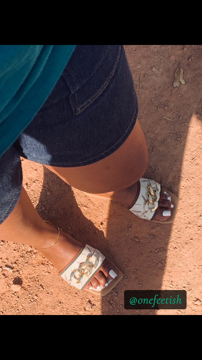 onefeetish's tweet photo. New Arrivals Naija 🇳🇬 African Feet. The motherland🌍

#Feet #footfetish #footfetish #feet #prettyfeet #ebonyfeet #footjob #findom #pay #footfetishnation #toes #ebonysoles #cum #sucktoes #explore #africa #trending #footlover #ebony #bitcoin https://t.co/AE0ufgdJCz