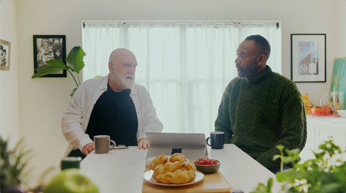 4Viewers's tweet photo. Sir @LennyHenry gets together with his best mate Alexei Sayle to look back on the alternative comedy that had such an impact on them both, in tonight's #LegendsOfComedy, at 8:15pm on @Channel4 https://t.co/vwPiOm8IYe