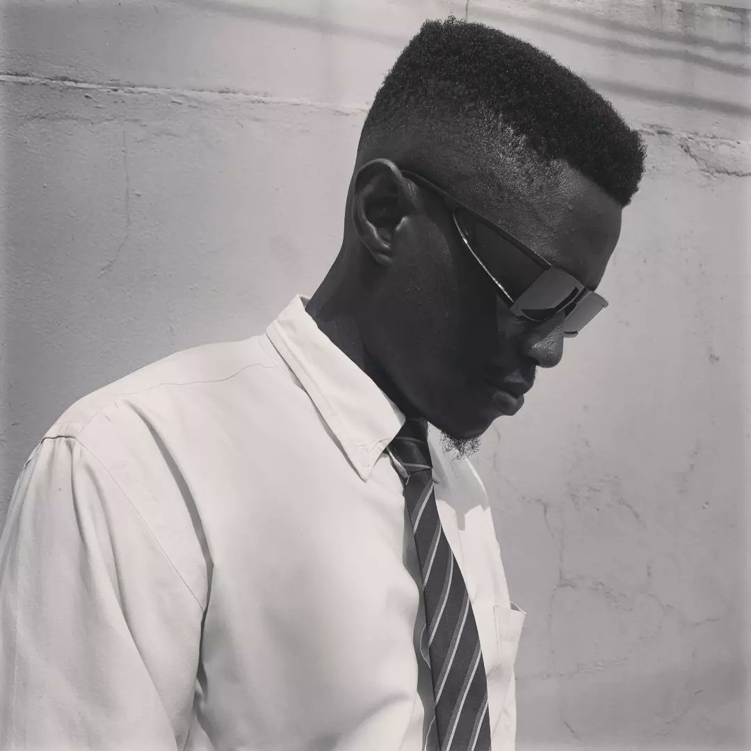 Samuelprince__'s tweet photo. Still shining bright after another lap around the sun🎊🎂🎂 Welcome to the first day of the next year of my life. Embracing another year with gratitude🥂🥂
Birthday blessings to me🎂
Young King👑👑 https://t.co/rHcJ7piNxl