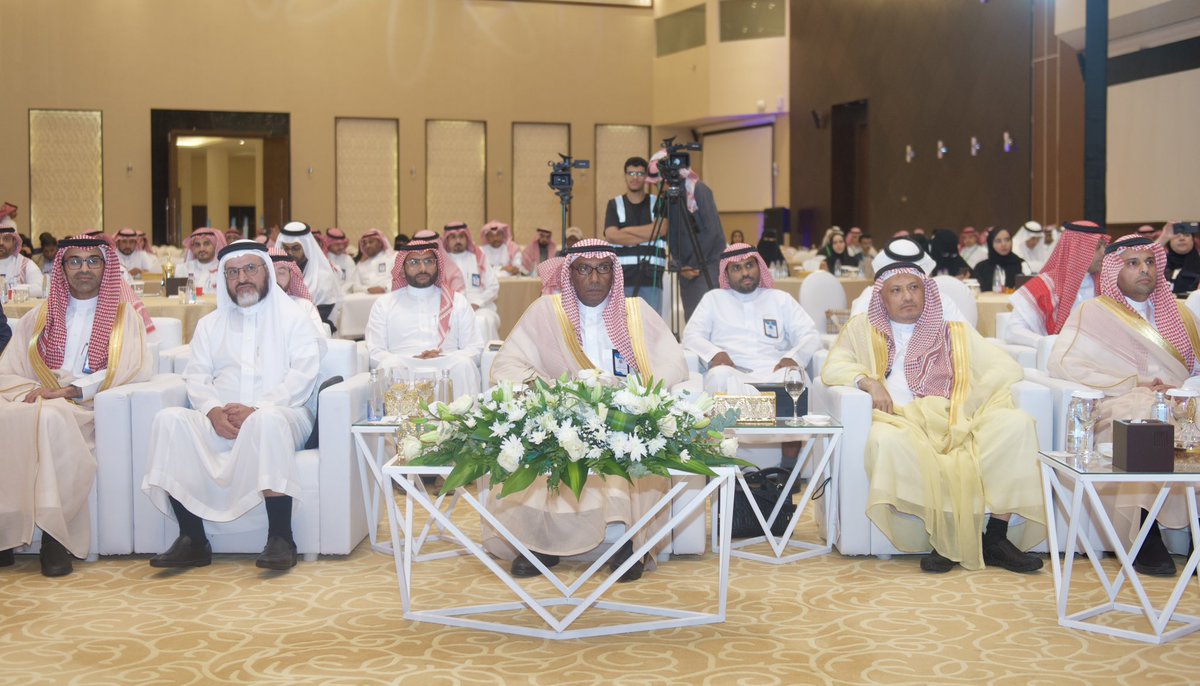 JazanUniversity's tweet photo. #جامعة_جازان تختتم فعاليات وأعمال #المؤتمر_السعودي_الدولي_للتعليم_الطبي، الذي نظمته الجامعة بالتعاون مع الجمعية السعودية للتعليم الطبي، تحت رعاية سمو أمير منطقة جازان #محمد_بن_ناصر
#SIMC2024
#شتاء_جازان_25 https://t.co/bdVUZgdskN