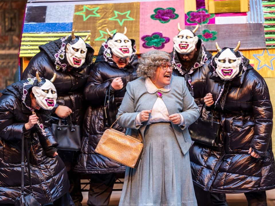 Shakespeare’s Globe tweet media