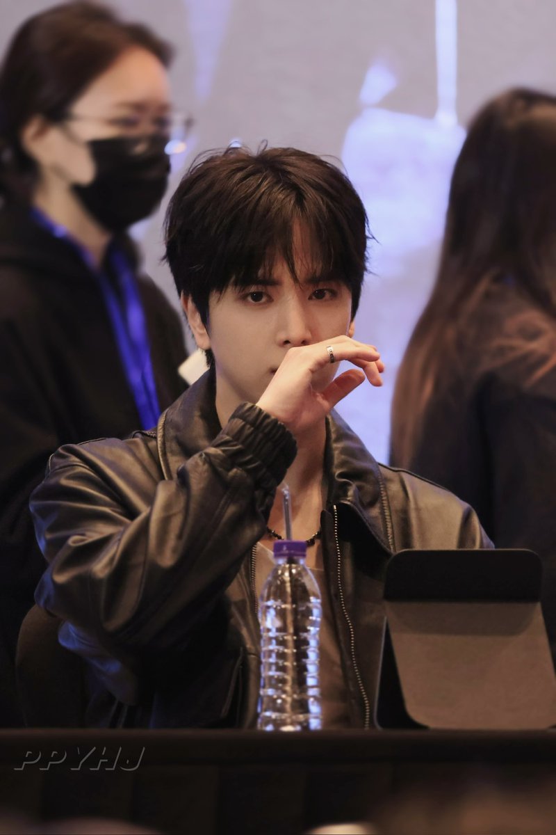 ㅍㅍ tweet media