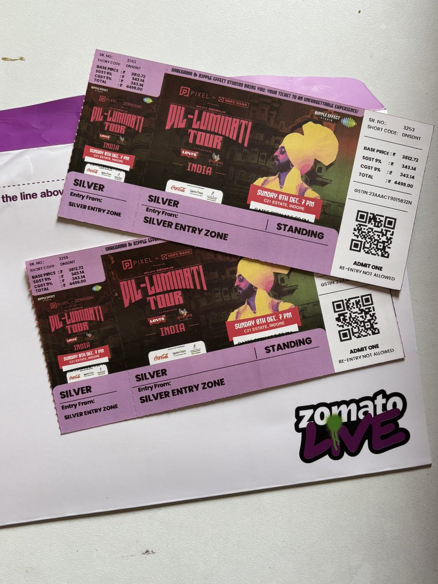 49_yug's tweet photo. DILJEET INDORE SILVER TICKETS AVAILABLE AT BASE PRICE DM ME! 

#DiljitDosanjh #Dilluminati  #Diljeet #indore #concert #ticketforsale https://t.co/9IEKPuYsS8
