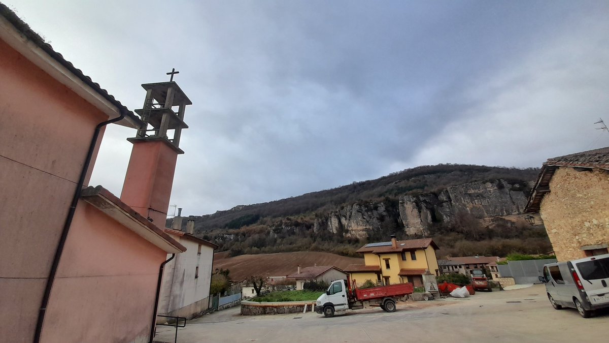AcoaAke's tweet photo. 📌 #Concejo de #Sabando|ko #kontzejua
#ArraiaMaeztu @MontanAlavesa #Araba #Alava https://t.co/Cp4SbEJurg