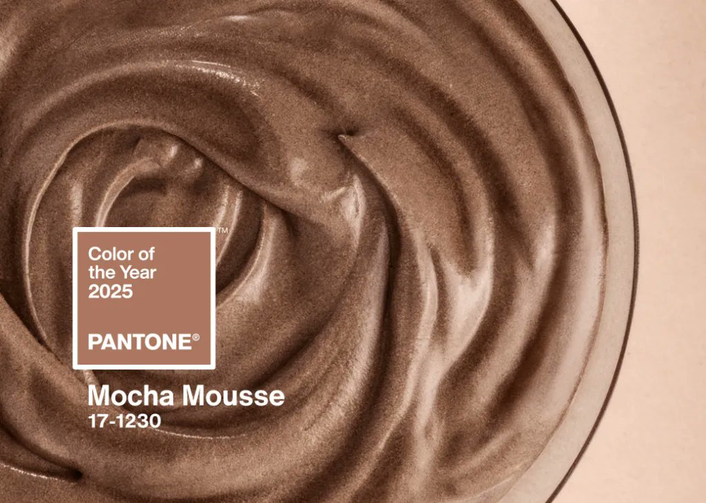 yasseralhadii's tweet photo. Pantone 2025 Color of the Year is an Understated and Harmonious Hue
لون العام 2025 من بانتون هو لون بسيط ومتناغم 
Mocha Mousse! موس موكا 
 #pantone #Color_2025 #لون_2025 https://t.co/9z3SeDfav2