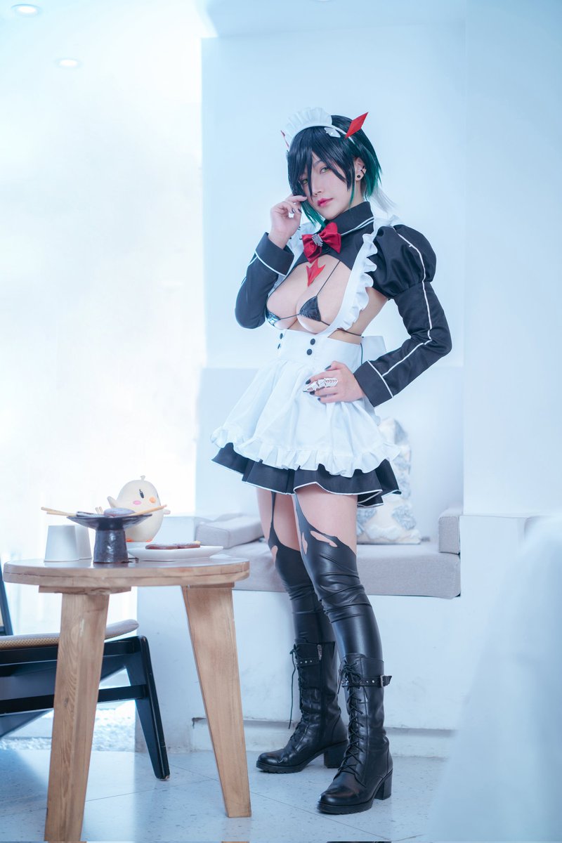 goodnight
乌尔里希·冯·胡滕 KMS Ulrich von Hutten ウルリッヒ・フォン・フッテン  #AzurLane  #碧蓝航线 #アズールレーン  #벽람항로   #碧藍航線