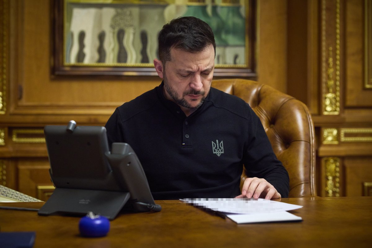 Volodymyr Zelenskyy / Володимир Зеленський tweet media