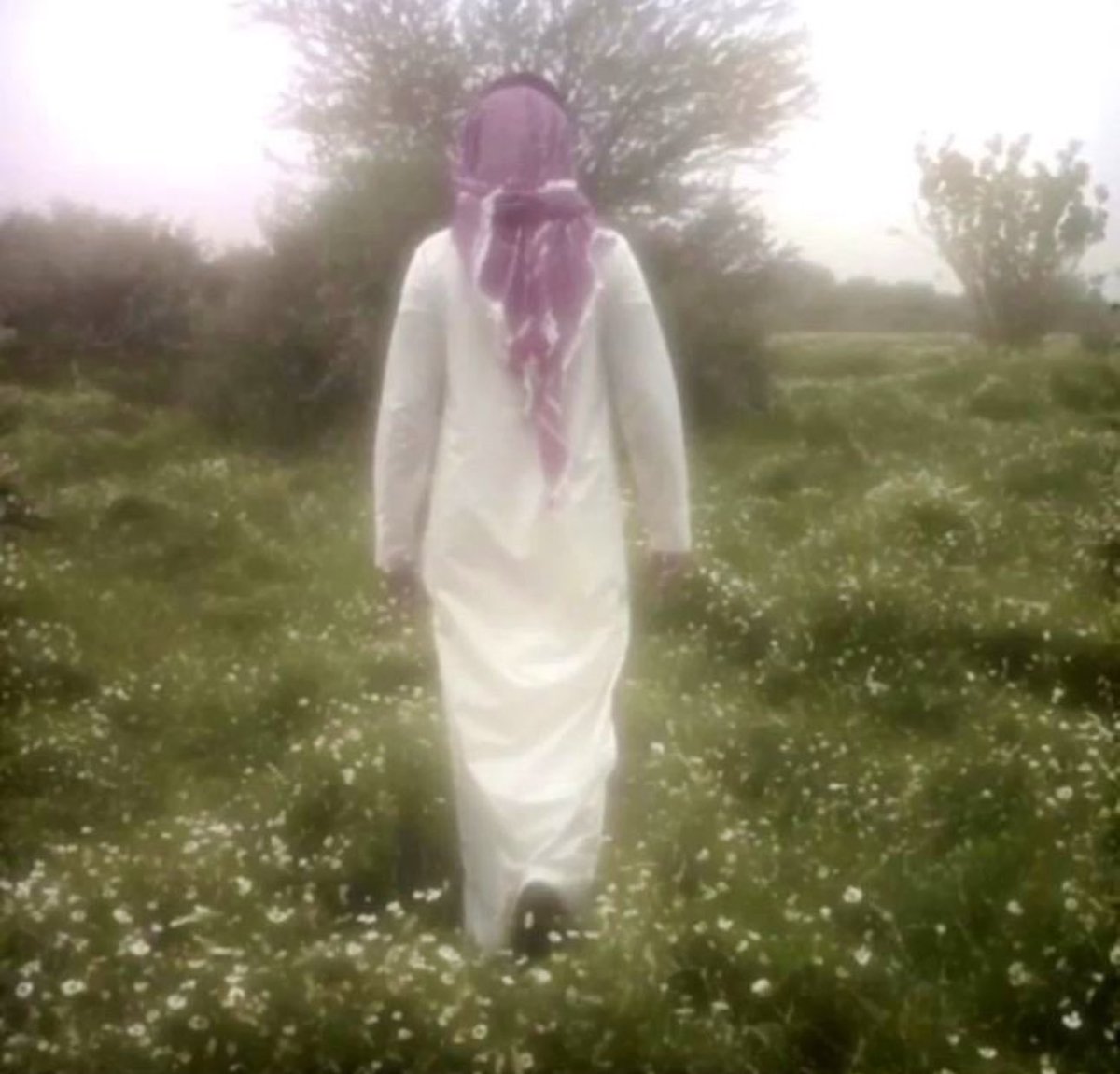 oiill7_'s tweet photo. شكل يوم الخميس https://t.co/WK5NhzC9P1