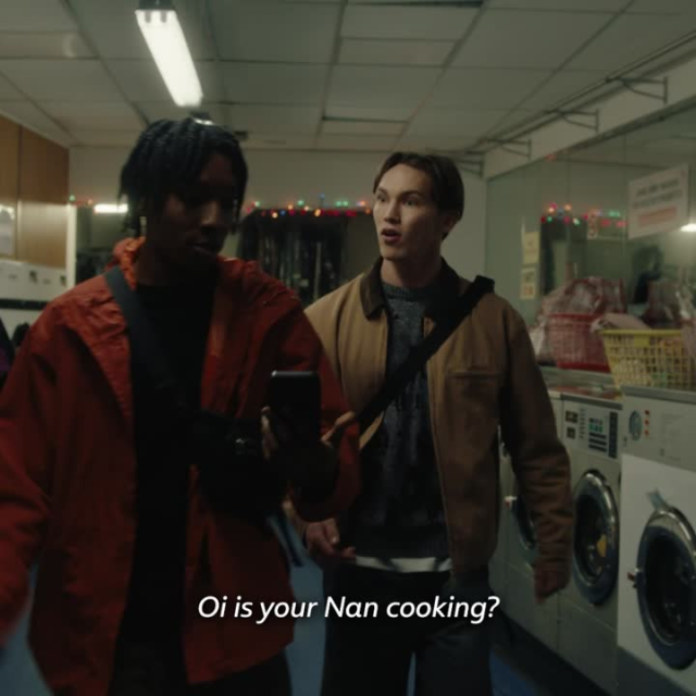 ChrisNangle1's tweet photo. We’re giving free O2 mobile data to those struggling to get online❄️📱 📺 Our Christmas ad launches today shining a light on data poverty in the UK and our National Databank initiative with @Good Things Foundation which provides support to those... https://t.co/aHLw3PqW3y https://t.co/VIz3e6MDLh