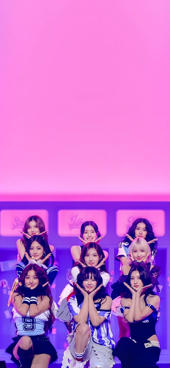 LOVELY_TW9's tweet photo. 이번활동 화이팅~! 트와이스 트와이스 잘하자!!!
#우리의_성공전략은_바로_트와이스
#WinningStrategyOfTWICE
#작전명_STRATEGY_준비완료 https://t.co/159AgzzFMv