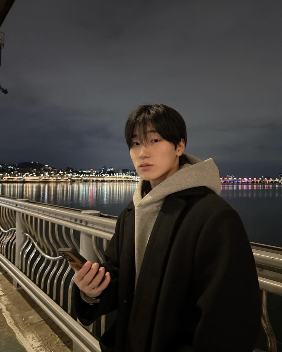 luvu_to_themoon's tweet photo. 質感も顔も全部良すぎて泣泣泣 https://t.co/jXVbQEFe2l