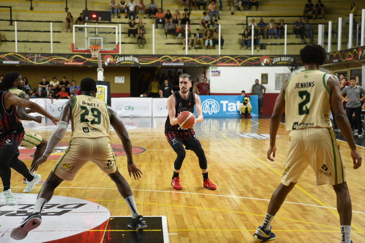 CSM_Corrientes's tweet photo. LUCAS
STEP BACK 
LA JUMPA 👌 https://t.co/h1uRgh0XeY