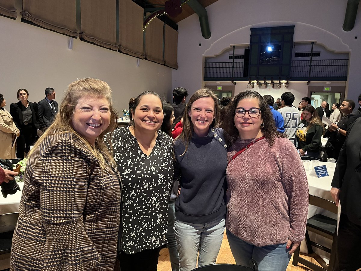 RootEdSA's tweet photo. RootEd had the privilege of attending The Bexar County Education Coalition’s State of Public Education in Bexar County luncheon.  We left totally inspired.  As SAISD Superintendent Dr. Aquino said, “Public Education doesn’t just educate, it saves lives.” https://t.co/QypRNaIECw