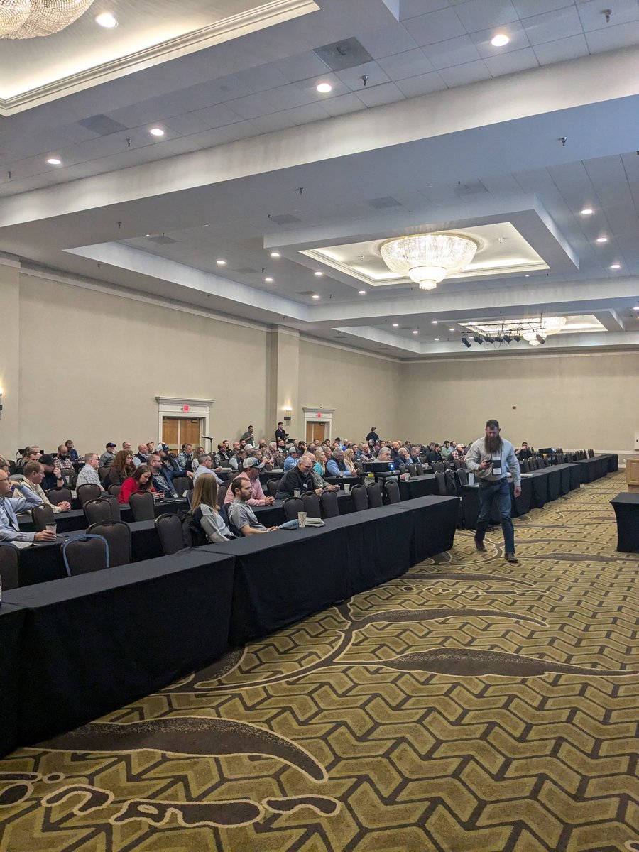 Convention has begun! Looks like about 300 in attendance and 480 have registered.