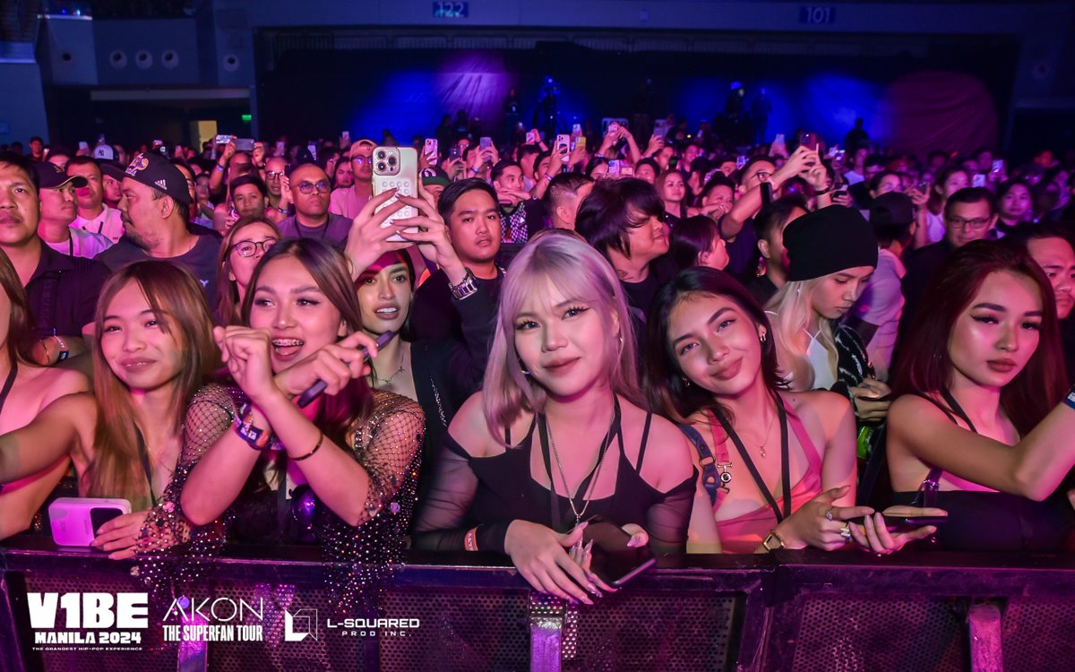 LSquaredProdPH's tweet photo. Swipe through the unforgettable moments that made #V1BEManila2024 the #GrandestHipPopExperience! 🙌

A huge thank you to everyone who V1BEd with us—we couldn’t have done it without your support. 💕

#LSquaredProdPH

***

Here are some amazing snapshots from V1BE Manila 2024 📸 If you'd like your photo removed, don’t hesitate to contact us directly.
