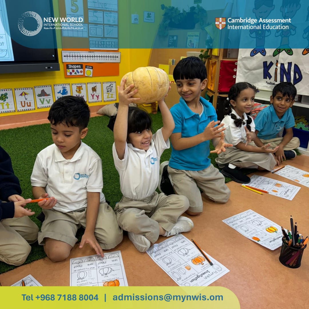 nwismuscat's tweet photo. KG2 students had a blast exploring pumpkins! They measured, touched, smelled, and tasted—learning all about this fall favorite. From pumpkin seeds to puree, it was a sensory-filled adventure! 🌱🍴 #PumpkinExploration #KG2Learning #FallFun https://t.co/MyCFzbZbM1