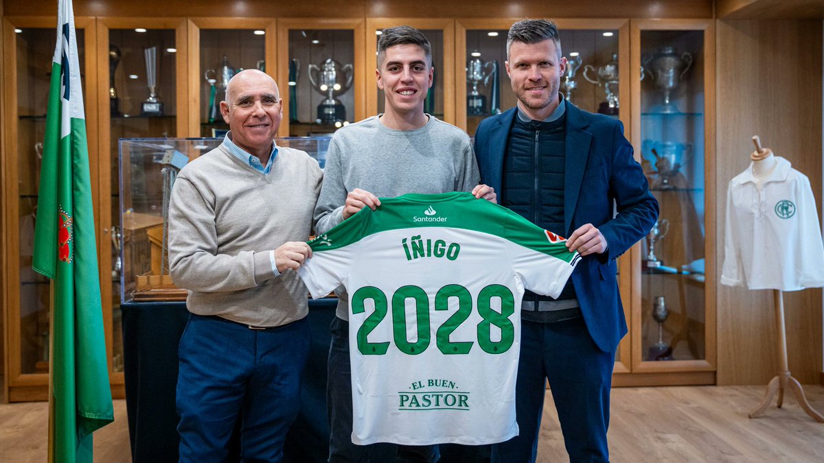 ✍🏻 El Racing renueva a Íñigo, su capitán, hasta el 30 de junio de 2028 #SomosRacing realracingclub.es/noticias/el-ra…