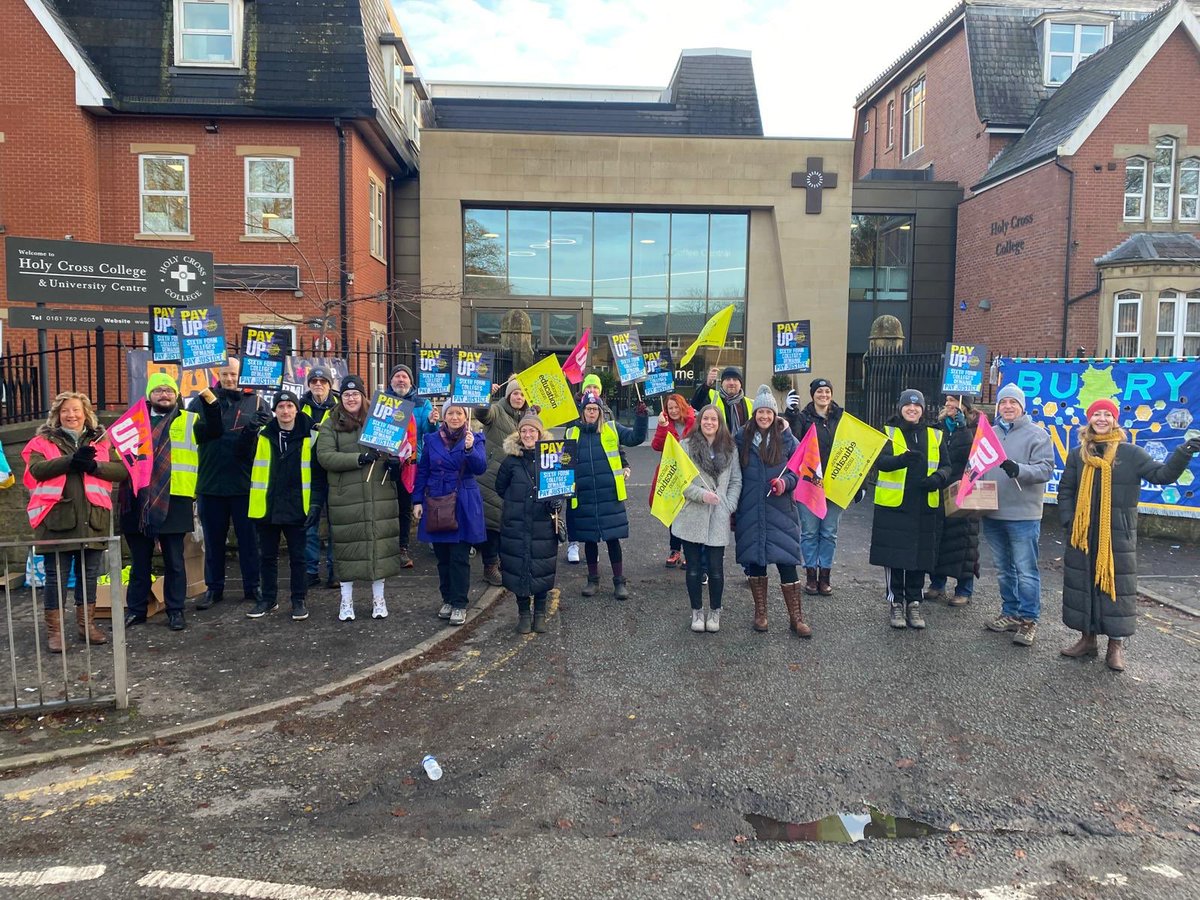 BuryTUC's tweet photo. Well-attended &amp; lively Holy Cross pickets this Tues/Wed.
There is determination to see this through as the lack of a pay rise is outrageously unfair. 
Impressive work 👏🏻✊🏻 by the sixth form staff striking @NEUnion @NEU_Manchester @BuryNEU 
Let’s keep the pressure! 😇 https://t.co/sSQAlYOmUY