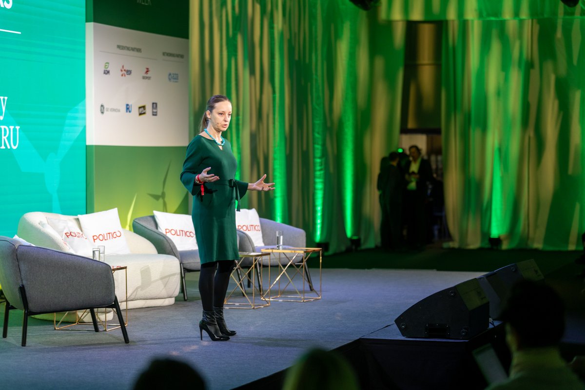 the_IRU's tweet photo. "Where is the grid?" and "Why push electrification if the conditions aren't there?" asked Raluca Marian at #POLITICOSustainableWeek yesterday.
Missed her intervention?
Catch her full remarks (38:00) and the engaging debates on #alternativefuels here ➡️ https://t.co/tEj3yrhyF3 https://t.co/rUiGIPJUvs