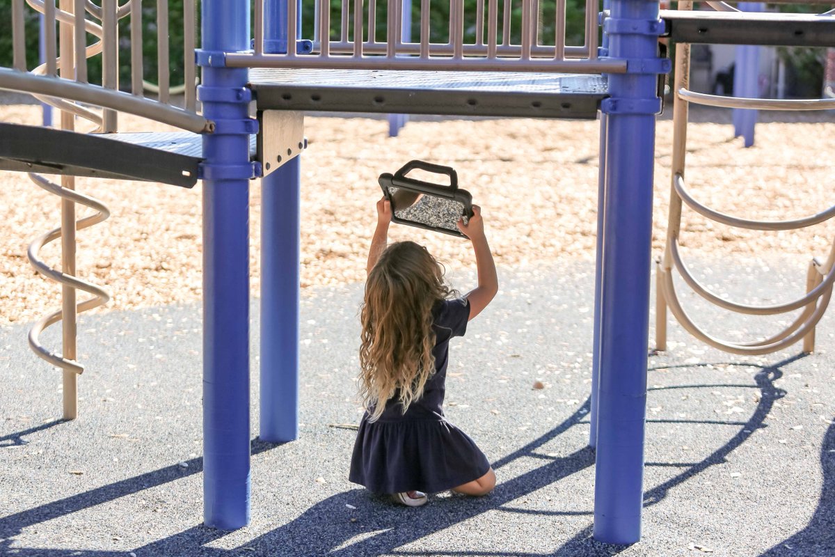 UnityDelray's tweet image. Our Kindergarteners are exploring geometry! 📐 They set off on a scavenger hunt, capturing the shapes of nature through their lenses. 🌿📸 #UnitySchoolFL #GeometryInNature #KindergartenAdventures