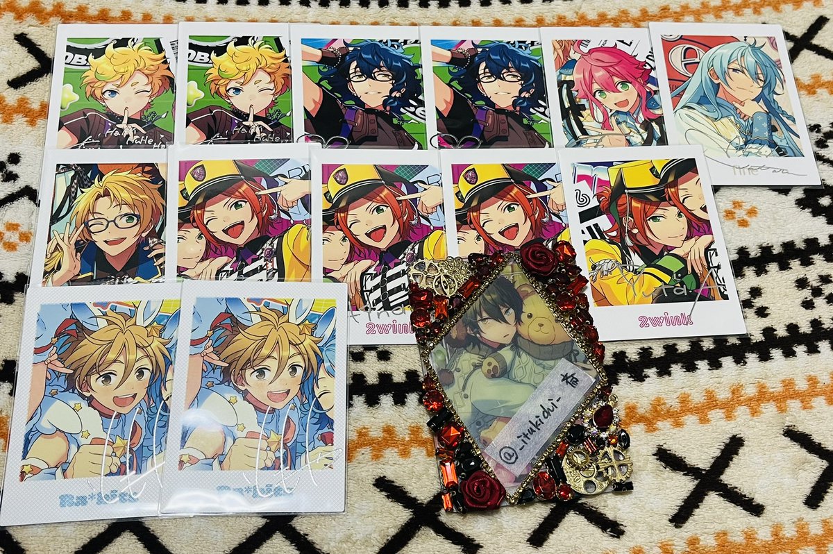 _itukichi_'s tweet photo. 【交換･譲渡】あんスタ ぱしゃっつ TRIP

譲:藍良 こはく 晃牙 斑 奏汰 ✨忍 千秋 鉄虎 翠 ✨颯馬 ✨宙 ✨つむぎ ✨桃李 渉 ✨真 ✨ひなた ✨ゆうた ✨友也
求:みか 宗>>マヨイor120円(+送料)
郵送or手渡し
✨のみ譲渡可能

手渡し可能日
20日 22日 イン���ックス大阪 https://t.co/Vc8nhNSu0T