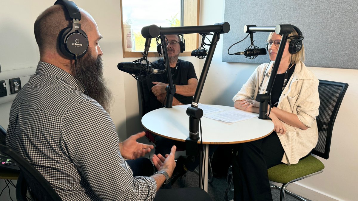 An early #ThrowbackThursday - last week, we shared the latest episode of The Golden Threads #podcast from the <a href="/UniNorthampton/">EarlyYears</a> team.

Here are some bite-size clips of <a href="/RSturmanCoombs/">Robin Sturman Coombs</a> talking about his career journey.

youtube.com/playlist?list=…

Full audio: pod.fo/e/288089