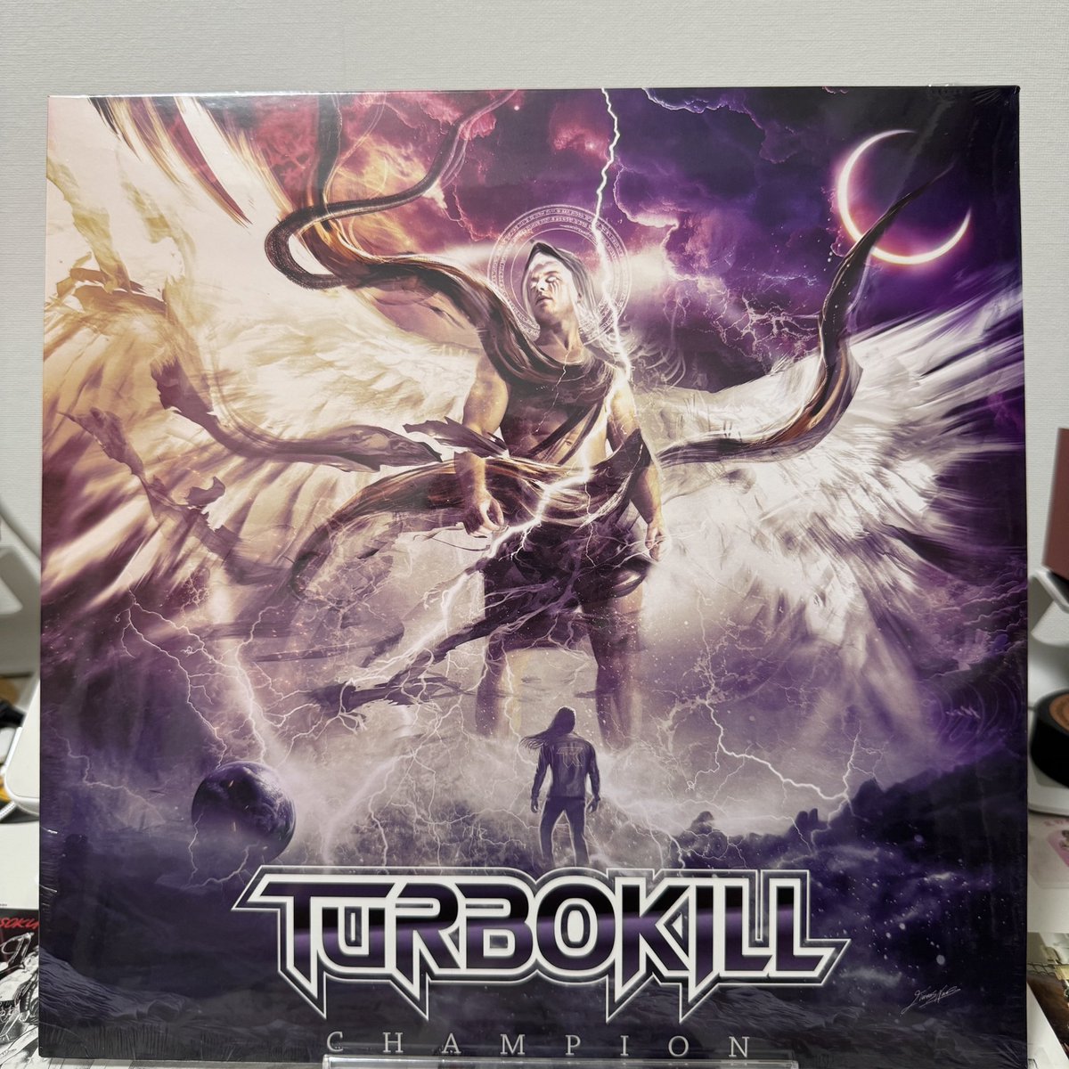 komatsu69's tweet image. TURBOKILL ／ CHAMPION

アナログ盤GET🤘

HMSHでキャプテンの選曲に入ってくるんじゃないか〜？？🤔

 #CaptainRockPure の最終回でもオンエアーされたよー