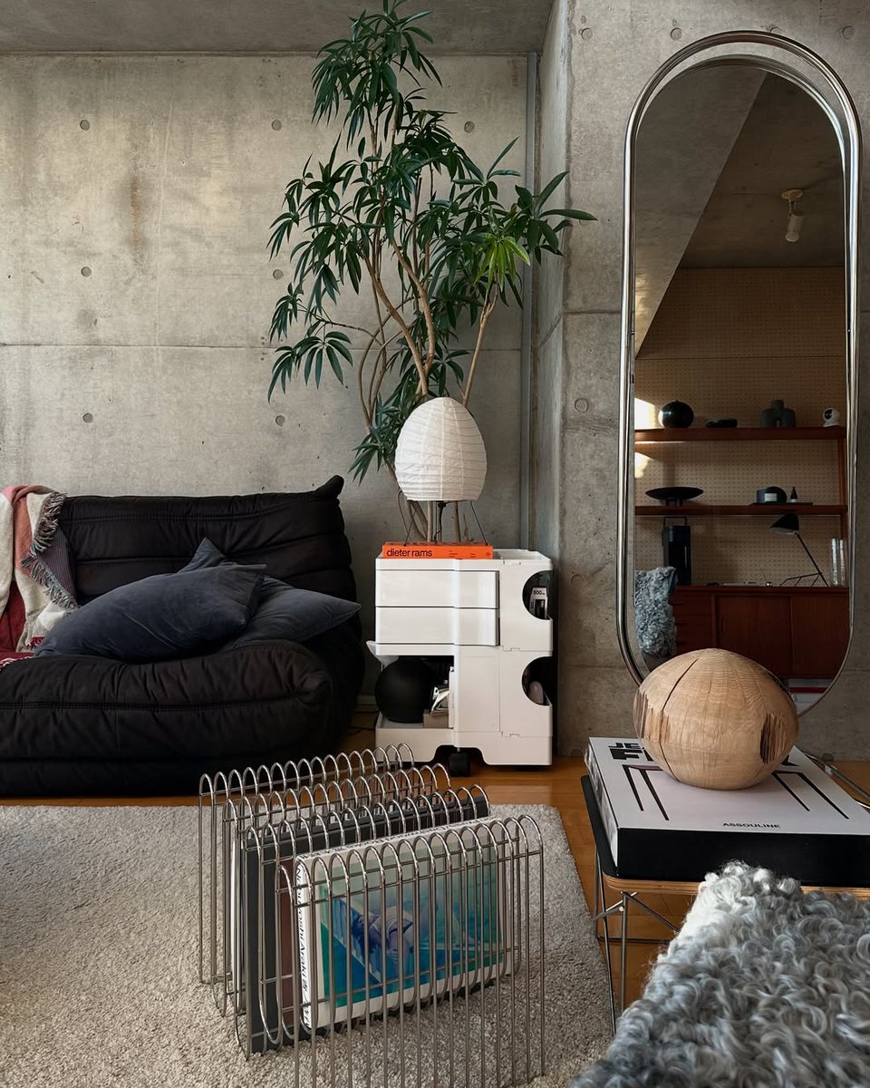 interiorsuckerr's tweet photo. https://t.co/bmWkJrFKLL