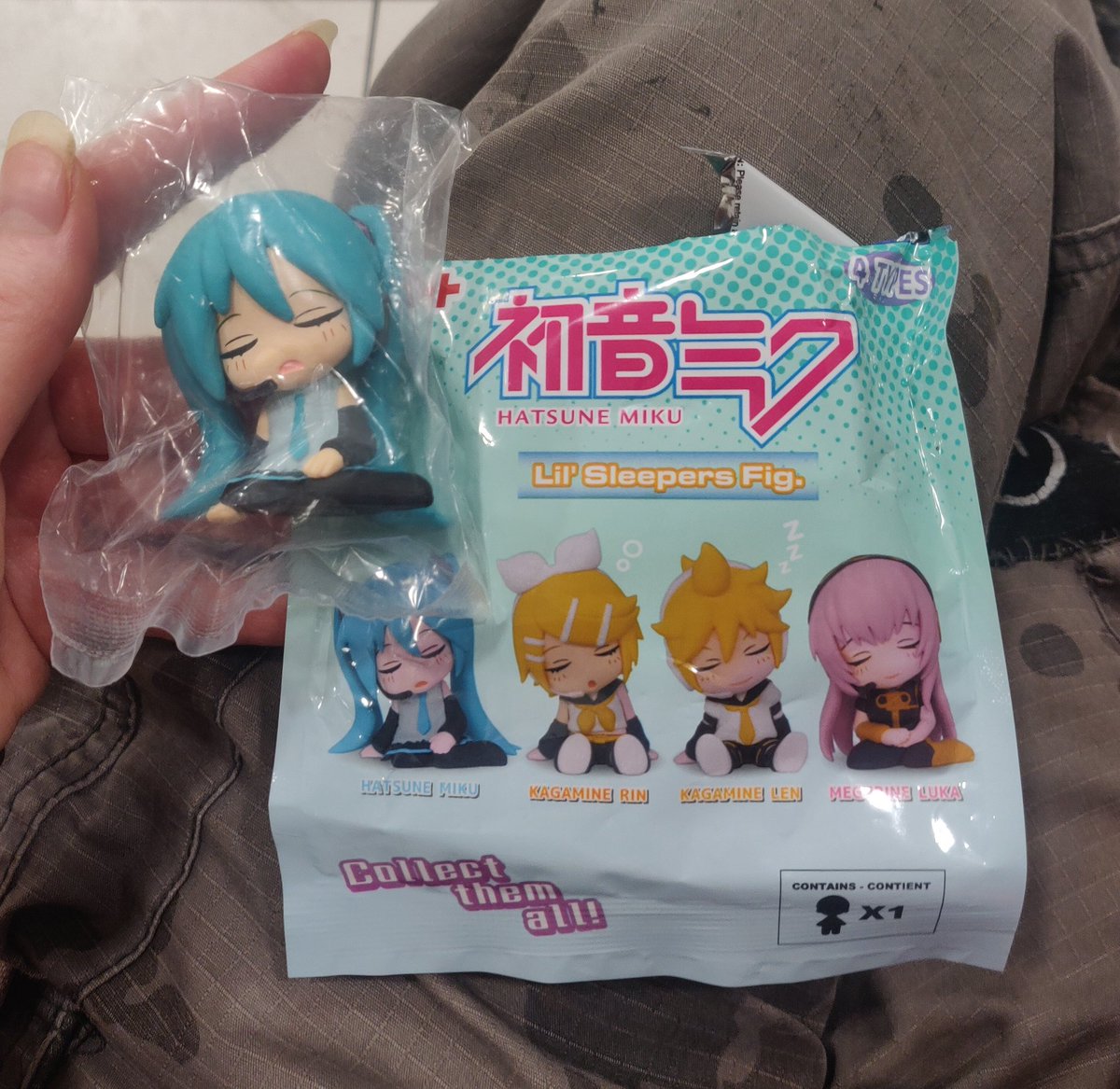 0w0Paul's tweet photo. I got Miku!!!!!!!!! https://t.co/XSZclqCKDX