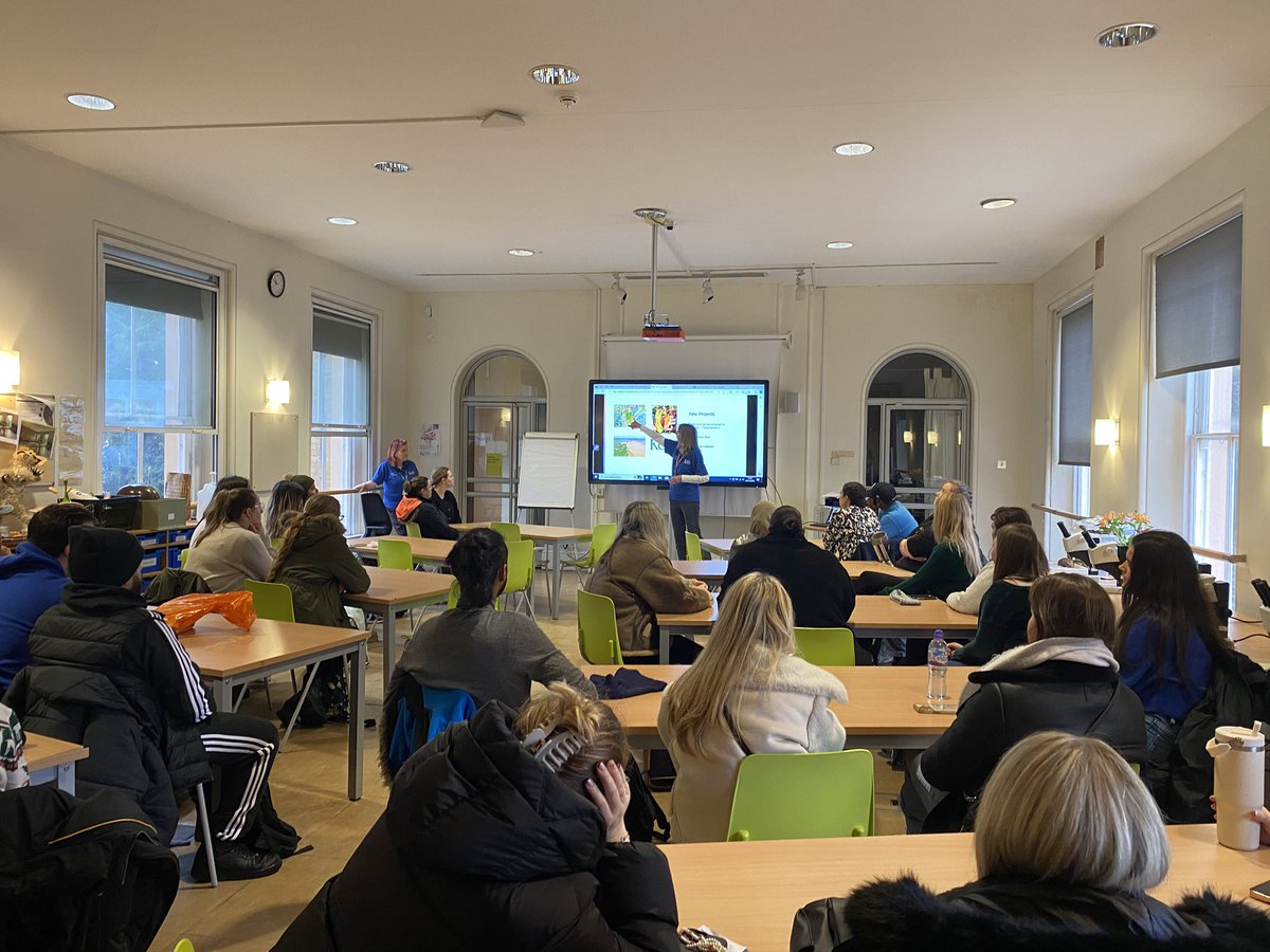 SIMMS PrimaryScience (@simmspriscience) on Twitter photo Wonderful day for <a href="/TeachStMarys/">Teach St Mary's</a> PFD students at <a href="/kewgardens/">KewGardens</a> learning about all things plants #prisci #plantsrock Wonderful day for <a href="/TeachStMarys/">Teach St Mary's</a> PFD students at <a href="/kewgardens/">KewGardens</a> learning about all things plants #prisci #plantsrock