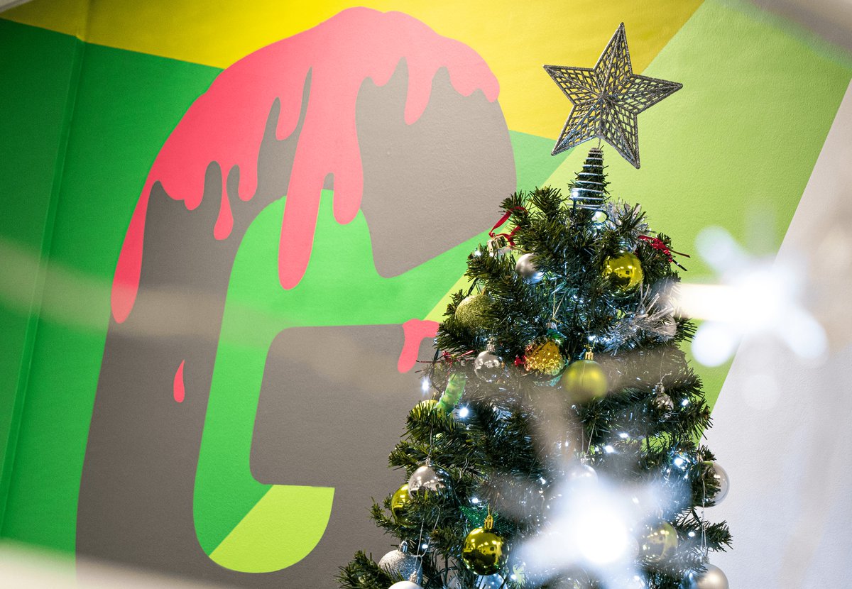 It's beginning to look a lot like Christmas...🎄