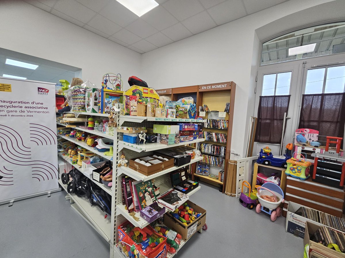 Sandrine AZEMARD tweet media