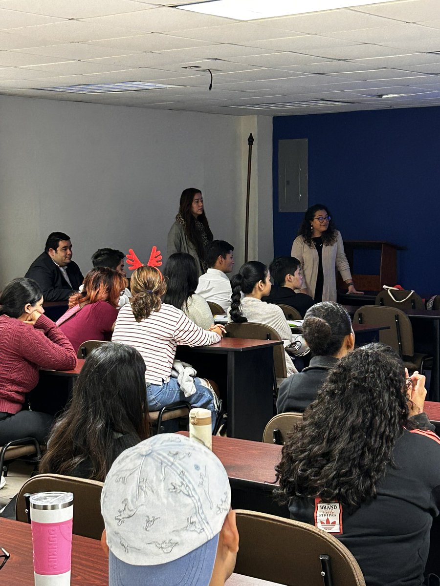 France_Honduras's tweet photo. 🌍✨ ¡Hoy celebramos el Día Internacional de los Asistentes de Lenguas!
¡Un agradecimiento especial a todos los asistentes de lengua por su contribución al intercambio lingüístico y cultural! 🌟#jial #assistantsdefrancais
@FEI_sevres
@FEI_assistants https://t.co/LKf07aSVwl