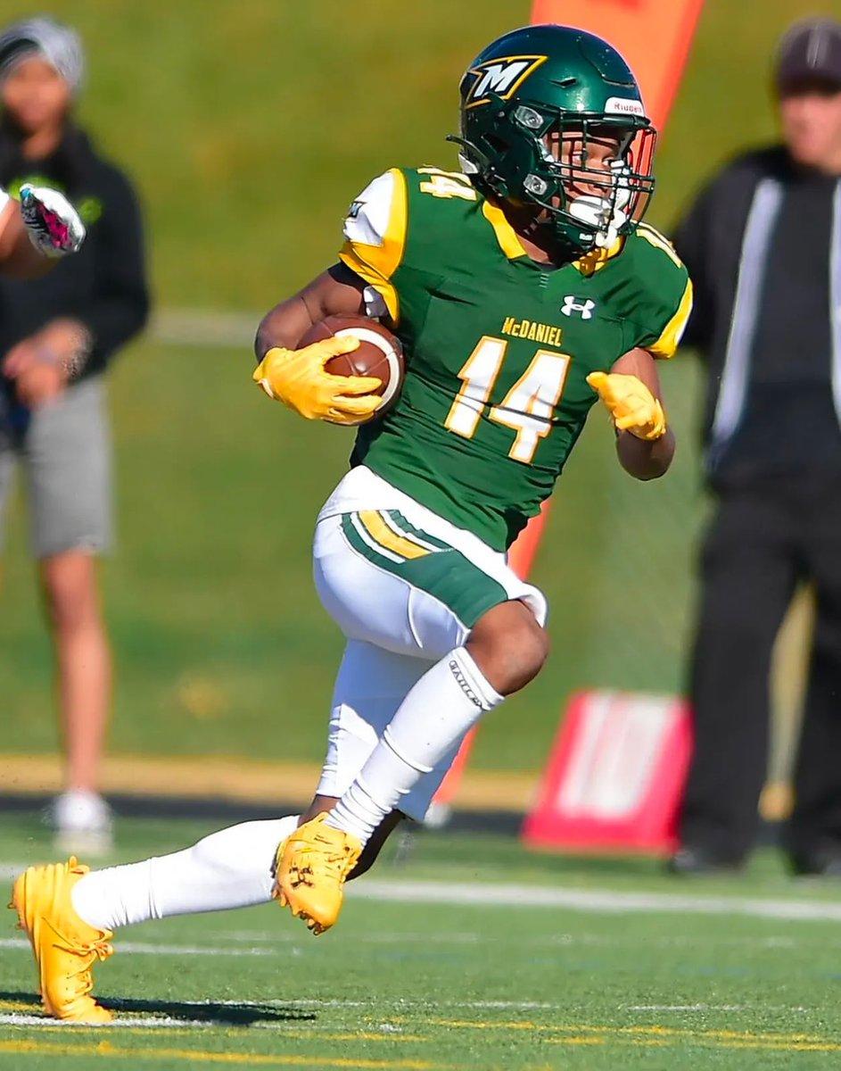 Blessed to receive my first collegiate offer from McDaniel <a href="/Coach_D_Johnson/">Davon Johnson</a> <a href="/1vikingfootball/">Lansdowne Vikings Football</a> <a href="/CoachMattKuhn/">Matt Kuhn</a>