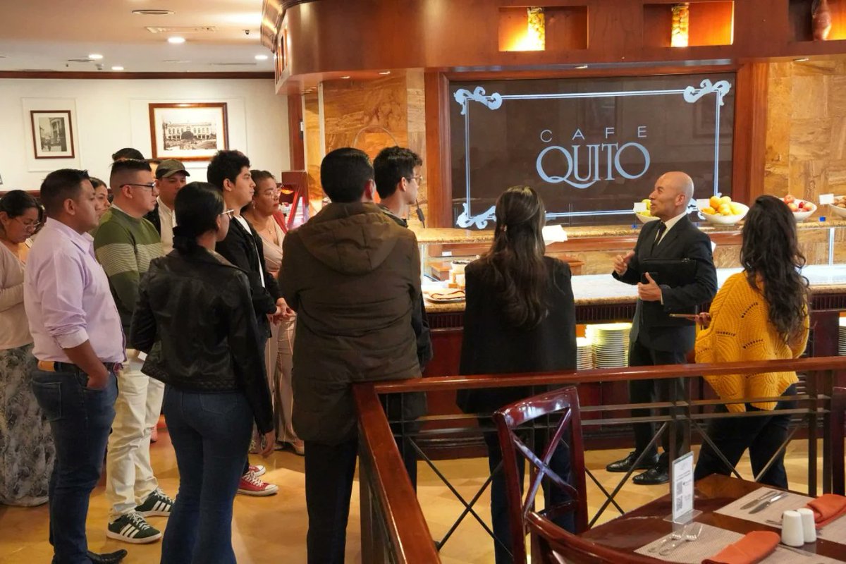 📝 #Capacitaciones | Concluimos el curso 'Supervisión en preparación de bebidas y servicio de alimentos y bebidas. Propietarios y administradores de establecimientos turísticos aprendieron sobre manejo de grupos de trabajo, buenas prácticas de manufactura e indicadores claves de