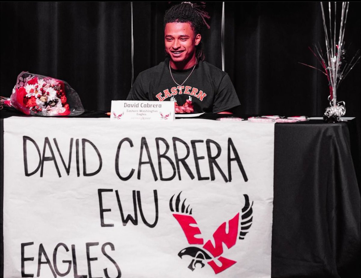 🏈 🔥Scorpion Accomplishment Alert🔥 🏈 
HUGE congratulations to our amazing student athletes taking their talents to the next level

Texas A&amp;M - Jamar Beal-Goines
San Diego State - Jerry Washington
Eastern Washington - David Cabrera