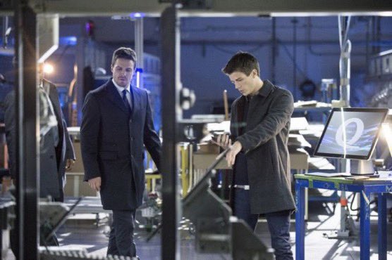 PreviouslySerie's tweet photo. #TheFlash⚡️

⚠️ATENCIÓN⚠️

HOY hace 11 años que Barry Allen llegaba a Starling City, en el capítulo 2x08 de #Arrow. 

Hace 11 años Grant Gustin nos volvió a enamorar y ya nunca volvimos a ver a otro actor que interprete a Flash de mejor manera🤩 https://t.co/aBDFB9vgAK