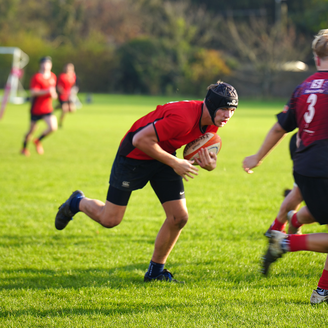 cirencoll's tweet photo. Results from yesterday's sports fixtures:
-Men's Football head into the last 16 of the ECFA Knockout Cup after a 4-2 win! β½
-Rugby played away against a strong Brooksby College side, with a final score of 27-7 to Brooksby π
Well done to all involved! #cirencoll #sport https://t.co/XIgCqXPpWF
