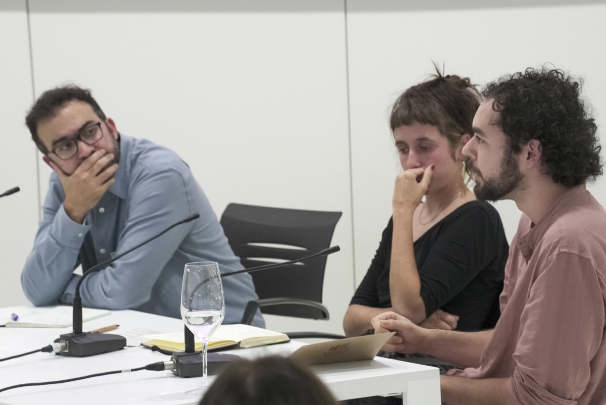 🗣️¡Ya puedes volver a disfrutar de las diferentes conversaciones de Sesión Abierta! 

📺 Ya disponible en nuestro canal de YouTube la quinta conversación de las jornadas, cultura digital: convivir con otros códigos.

👉Video: lc.cx/KCSDPp