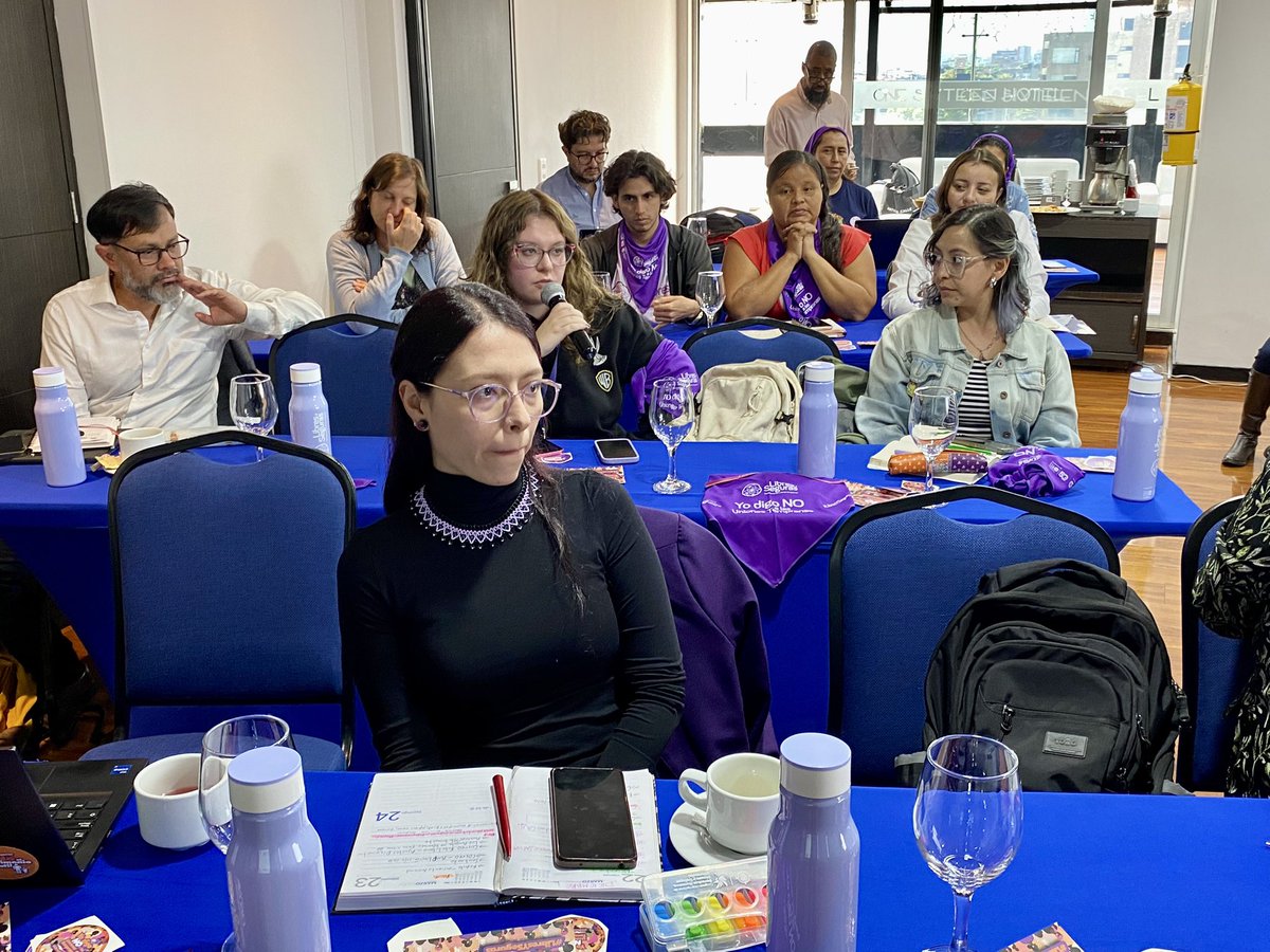 UNFPAColombia's tweet photo. #Ahora, nuestra Rep. Auxiliar, @malurubio12, da apertura al evento de cierre del proyecto #LibresYSeguras que pusimos en marcha en Arauca, Quibdó, Popayán y San José del Guaviare, con el apoyo de @AECIDColombia, para contribuir a la erradicación de los matrimonios infantiles y las uniones tempranas y forzadas. 

En el espacio participan organizaciones sociales de los 4 municipios, las cuales están transformando sus territorios y contribuyendo en la prevención de estas prácticas nocivas, a través de sus iniciativas de innovación social, creadas e implementadas en el marco de nuestra Escuela de Derechos.