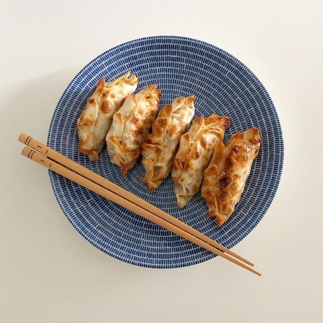 piedangel's tweet photo. ⊹ ˚. Gyoza https://t.co/cfXiiYINVN